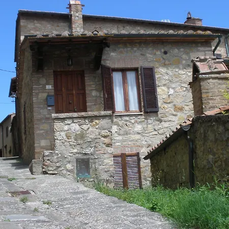 Casa Aldobrandesca Holiday home *
